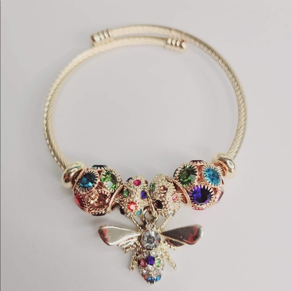 NEW! Bee Pendant Bracelet Stainless Steel Adjusted Bangle - Picture 2 of 3